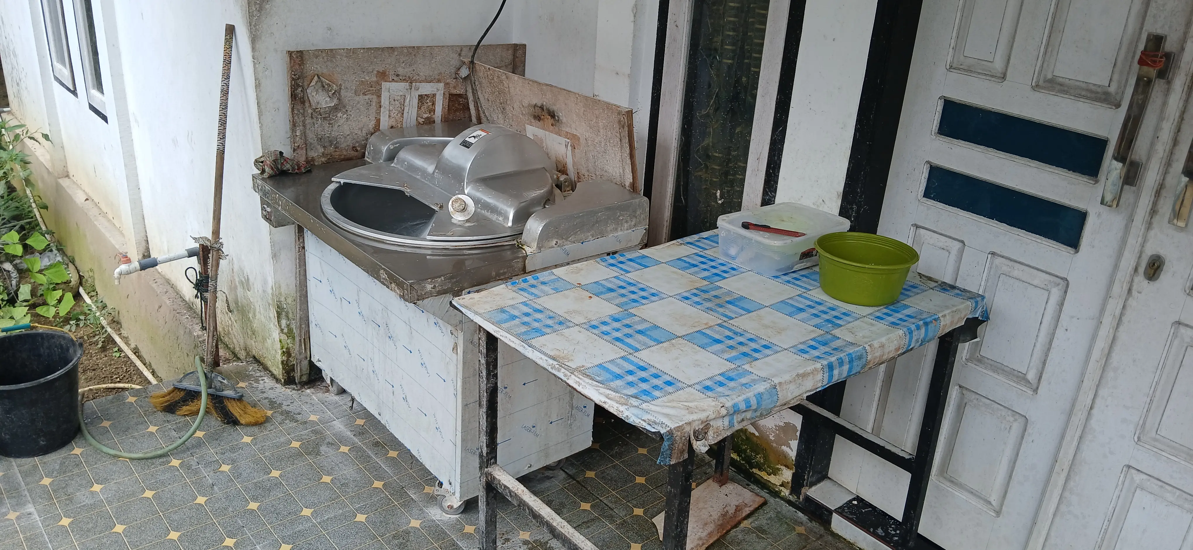 Jasa penggilingan bakso