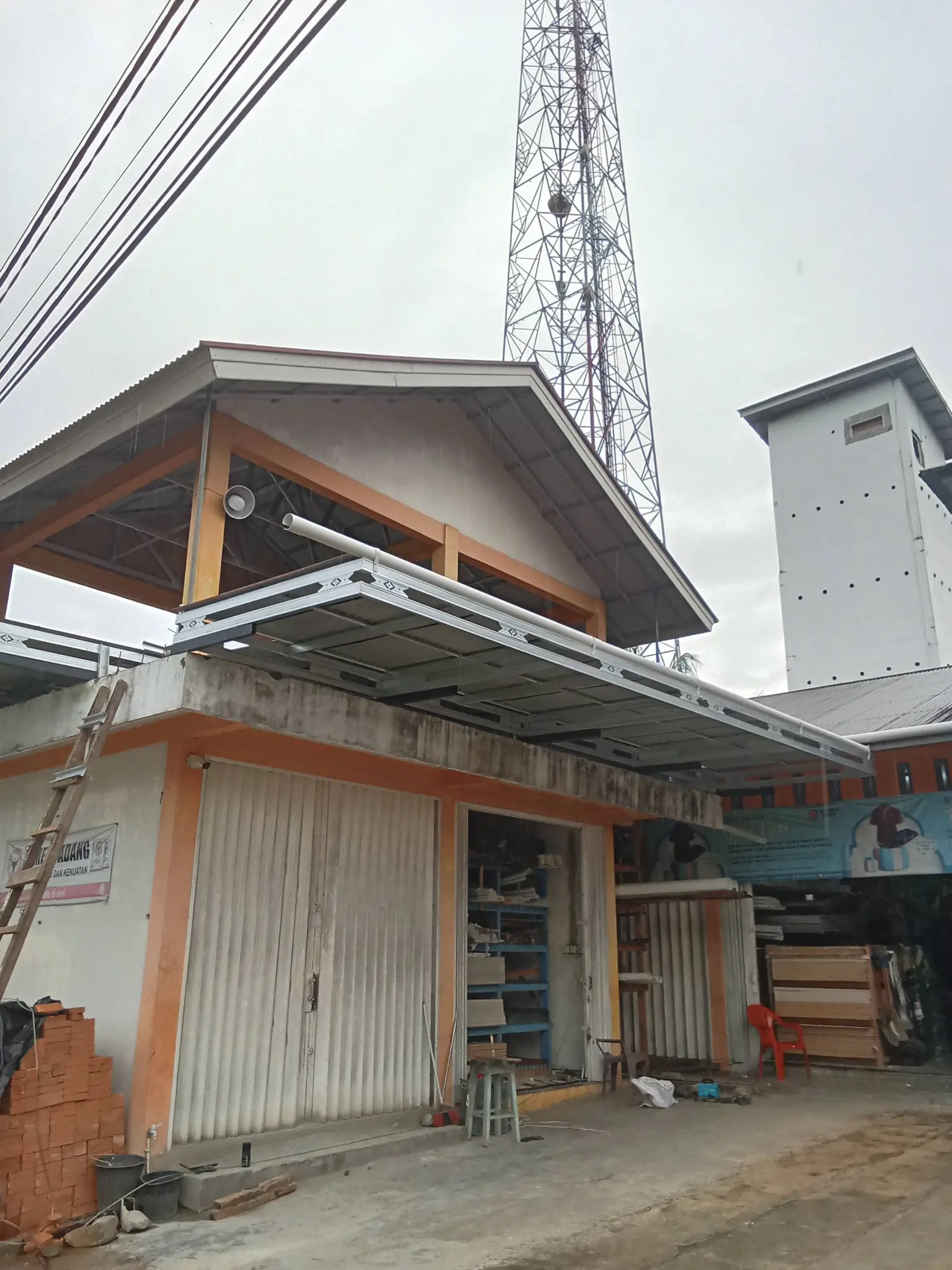 kanopi baja ringan gantung ...